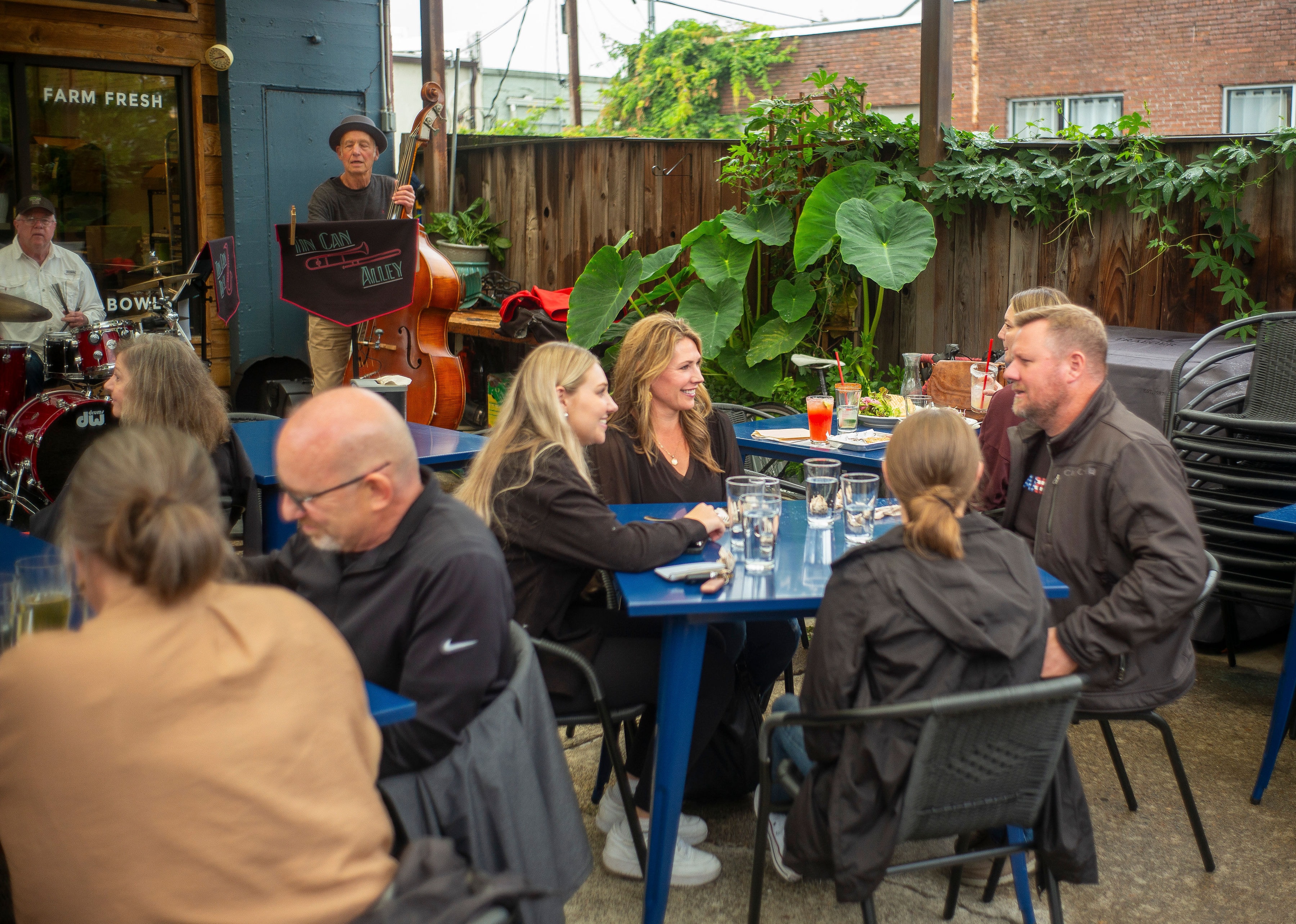 Guests enjoying live music at Bodhi Bistro